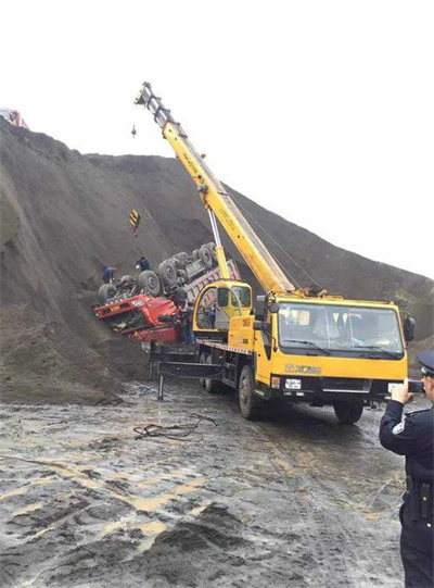 潼南上犹道路救援